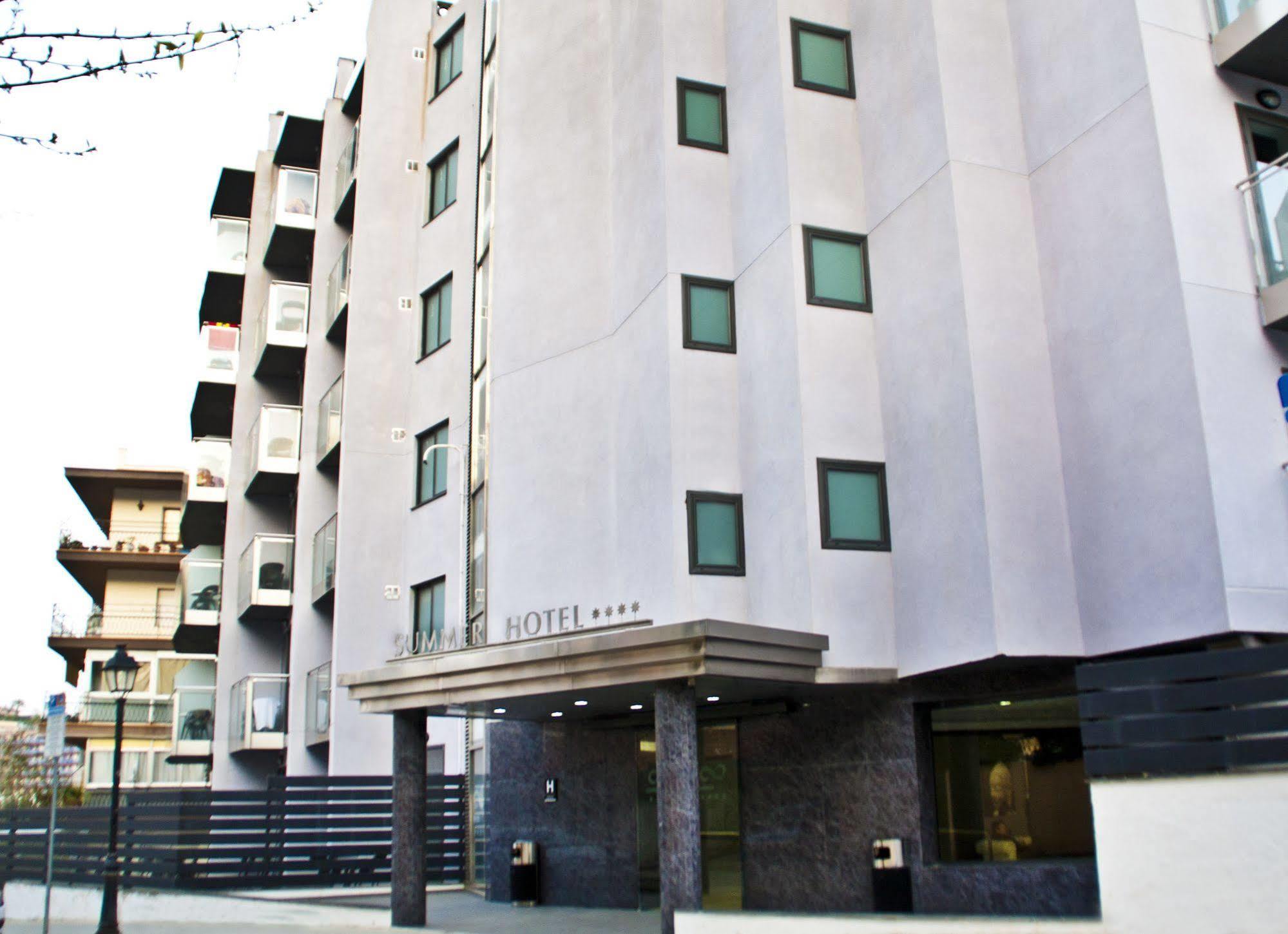 Hotel Summer 4*
